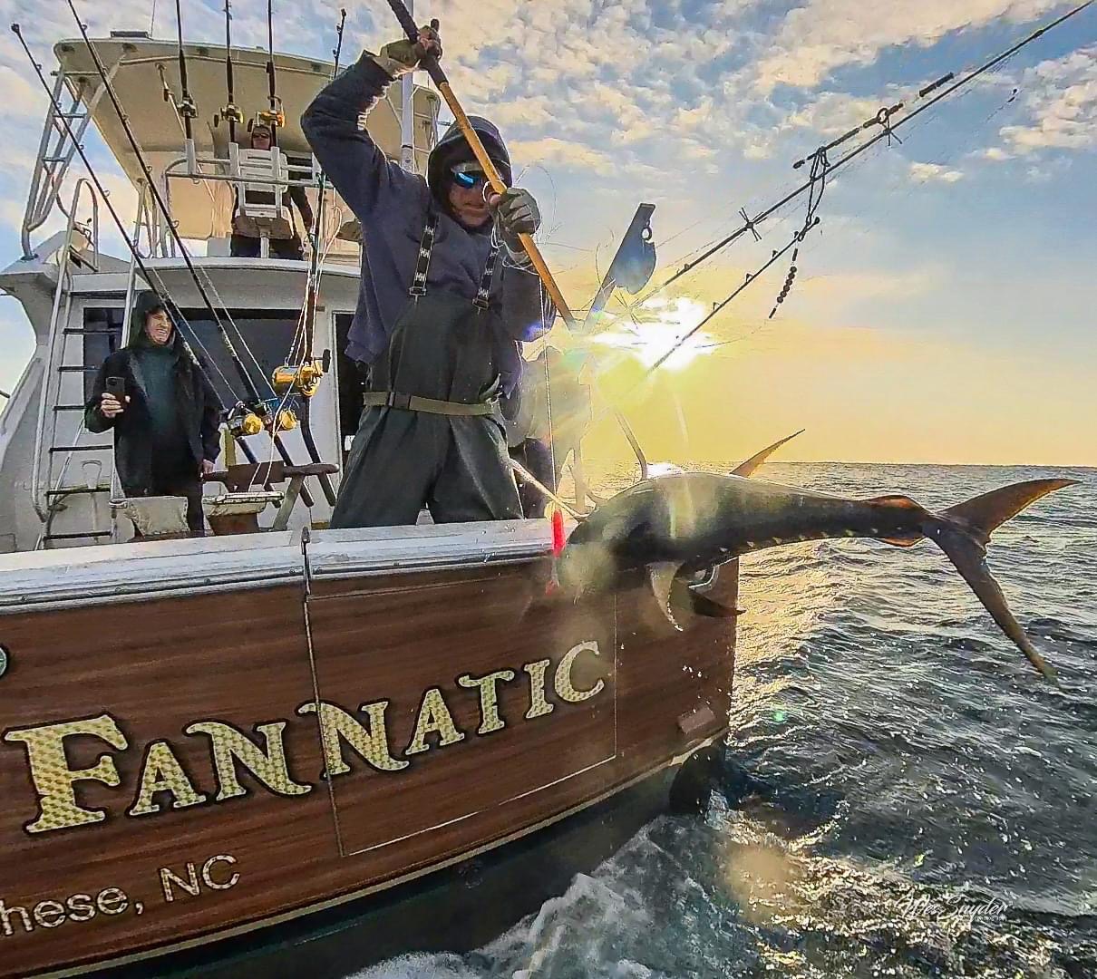 Outer Banks Fishing Charters  Deep Sea Fishing - Wanchese NC